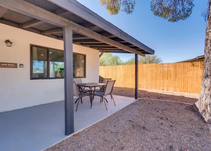 Midtown Cozy Getaway Сasa de vacaciones Tucson