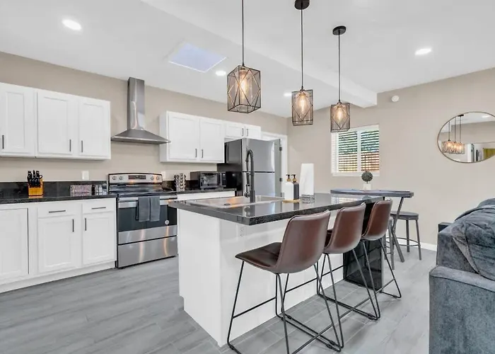 Midtown Cozy Getaway Tucson